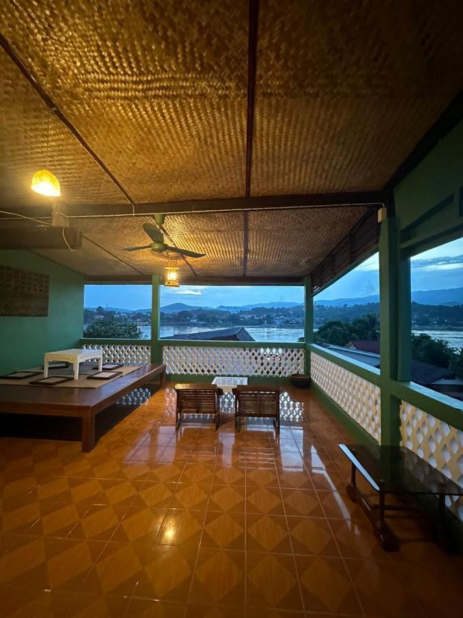 Thadan Guest House Ban Houayxay Exterior photo