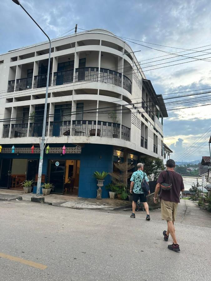 Thadan Guest House Ban Houayxay Exterior photo