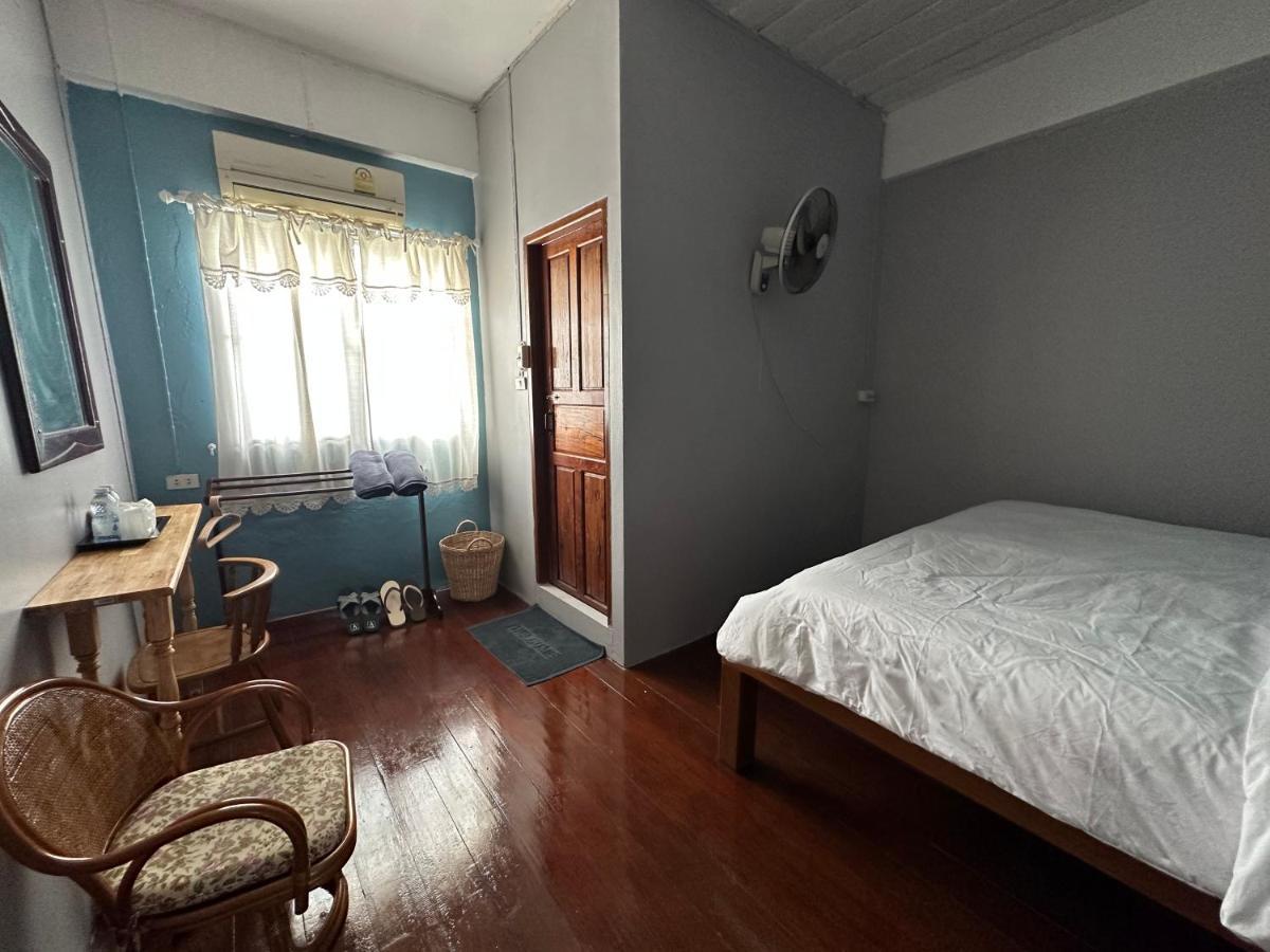 Thadan Guest House Ban Houayxay Exterior photo